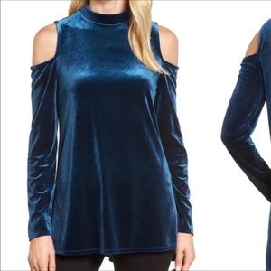 Halogen Velvet top